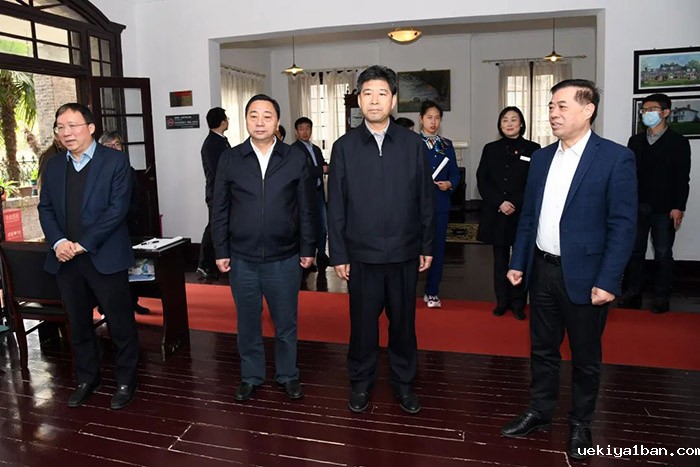 曲福田调研南京镇江社科工作