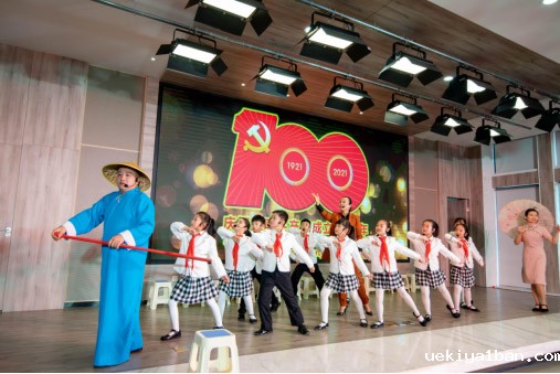 徐州市举办社科“五进”工程启动仪式暨红色文化进校园活动