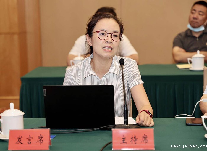 聚焦第六届智库峰会暨省社科界第十五届学术大会高层论坛⑥｜分论坛四（上）：专家解读智库实践“十佳案例”，共同打造江苏智库建设的美丽风景线