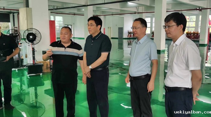张新科书记赴连云港市慰问灌南乡村振兴帮促工作队队员并调研社科工作