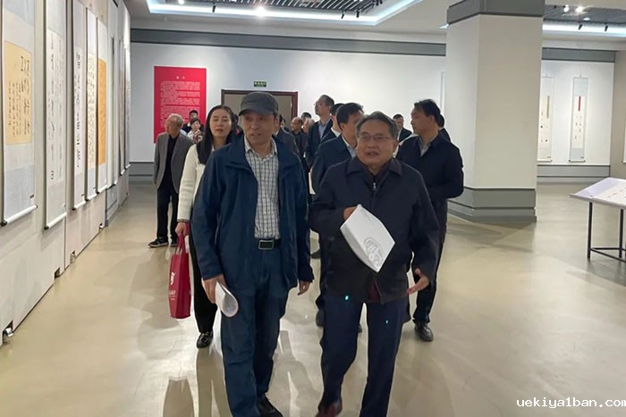 “青墩古韵”江苏省甲骨文书法篆刻作品展在海安开幕