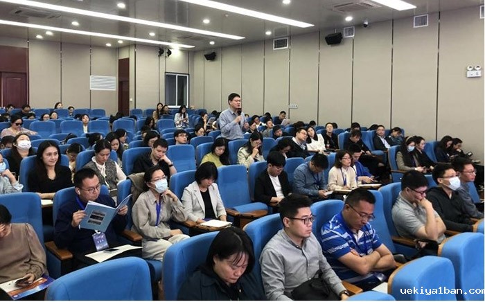 省社科应用研究科研能力提升暨社科研究继续教育培训班在扬州举行
