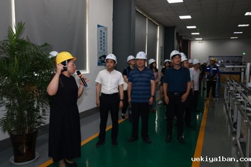 如东县开展“张謇企业家精神”研讨系列活动之走访如东知名企业活动