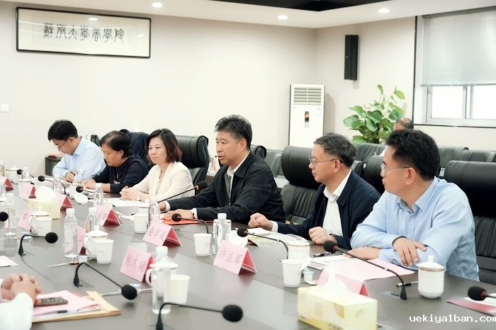 曲福田赴苏州开展哲学社会科学工作调研