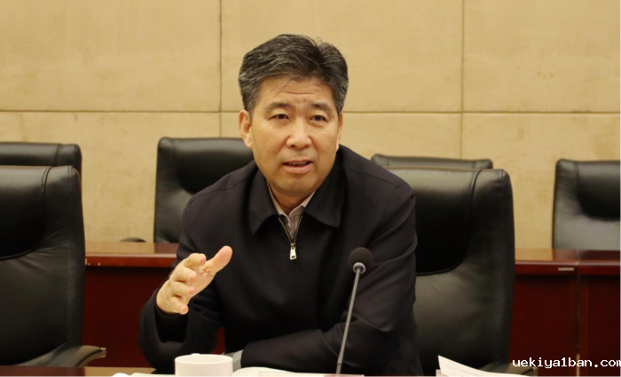 曲福田调研泰州社科普及工作